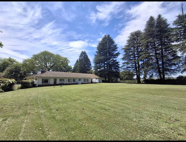 4.40HA SMALLHOLDING FOR SALE IN HOWICK RURAL